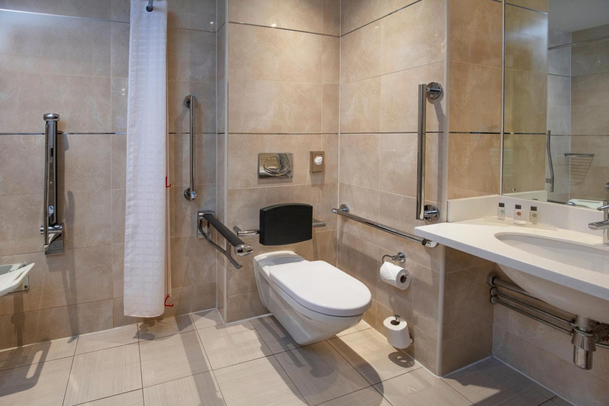 Classic Double - Accessible - Modern Wing,1516437451:JPEG