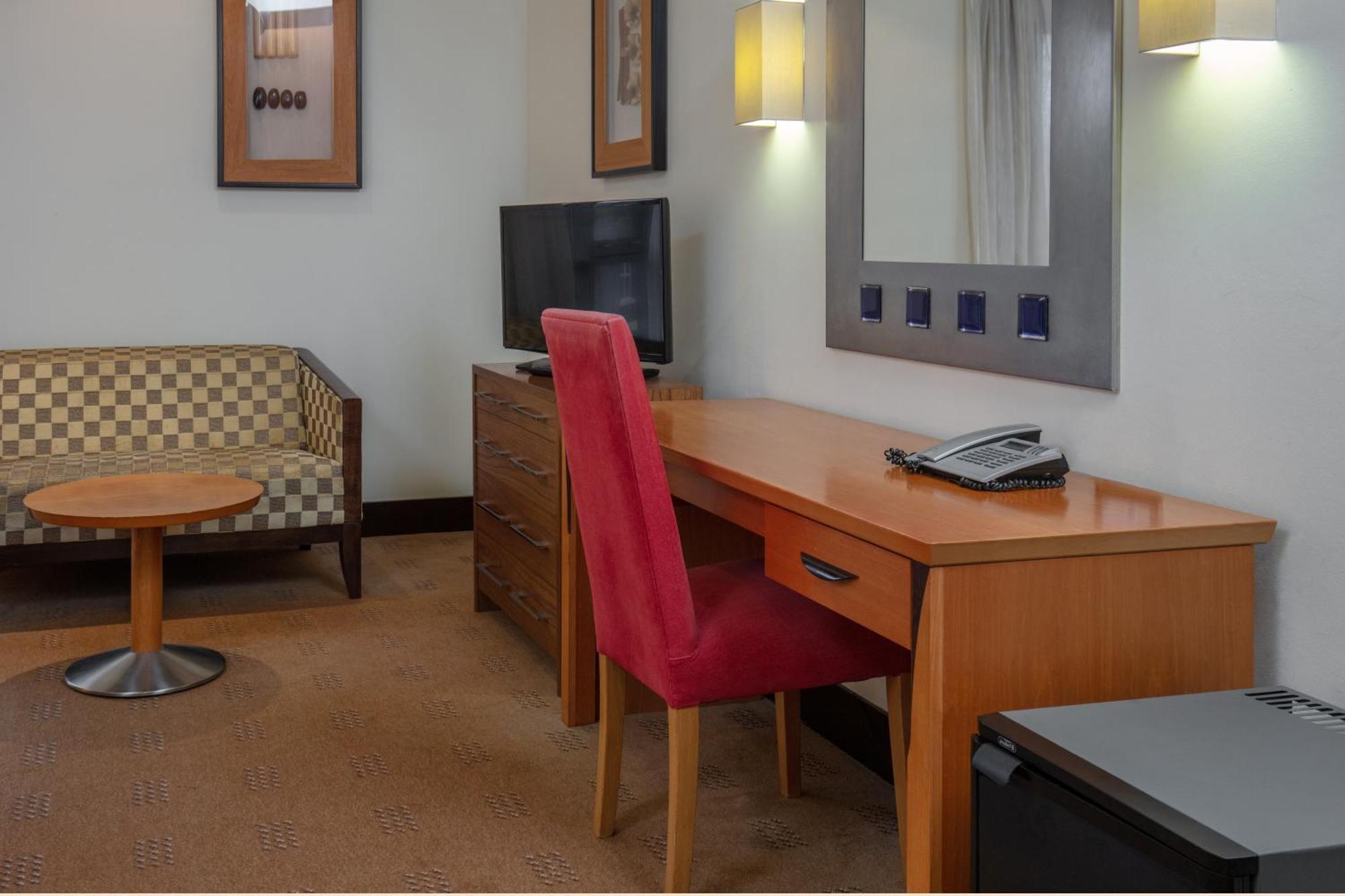Classic Twin Room Modern Wing